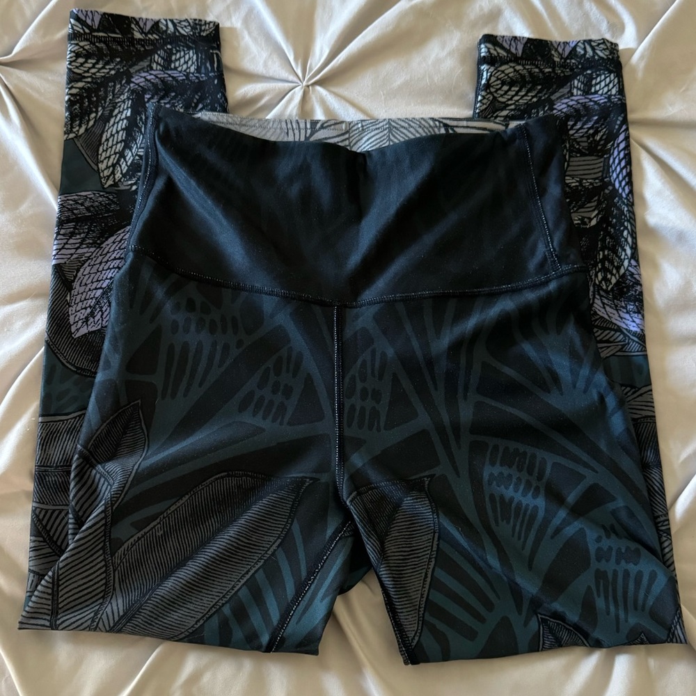 Maaji reversible high waisted leggings
